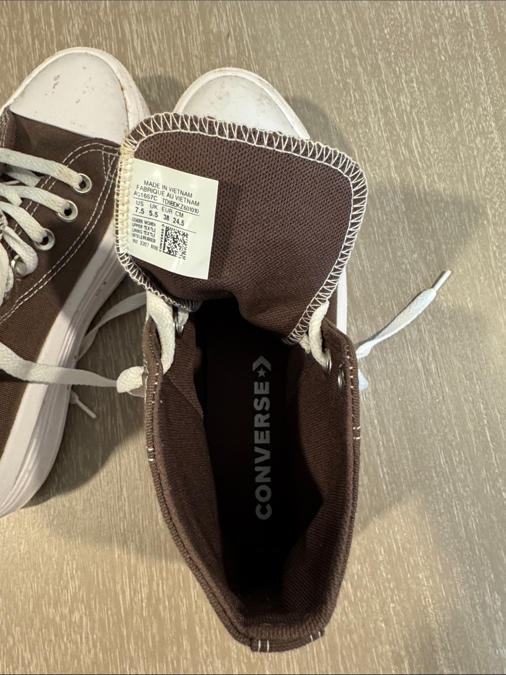 Chuck Taylor All Star Move Platform - perfect Fall color! - Picture 5 of 6